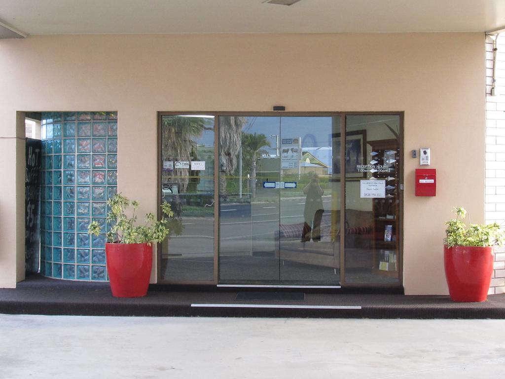 Sunpalms Motel Rockhampton Exterior foto